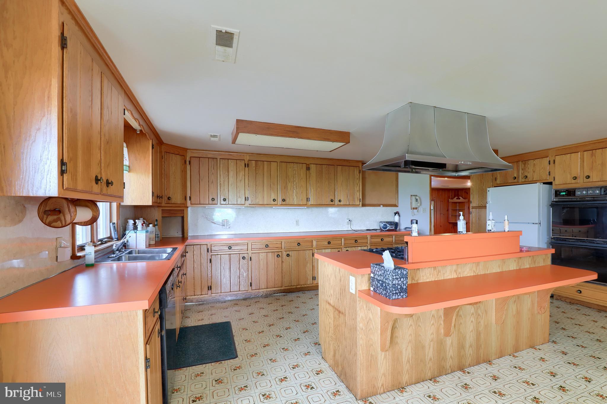 1537 Book Road Lancaster, PA 17602 - Photo 12 of 55 Gallery Image 12