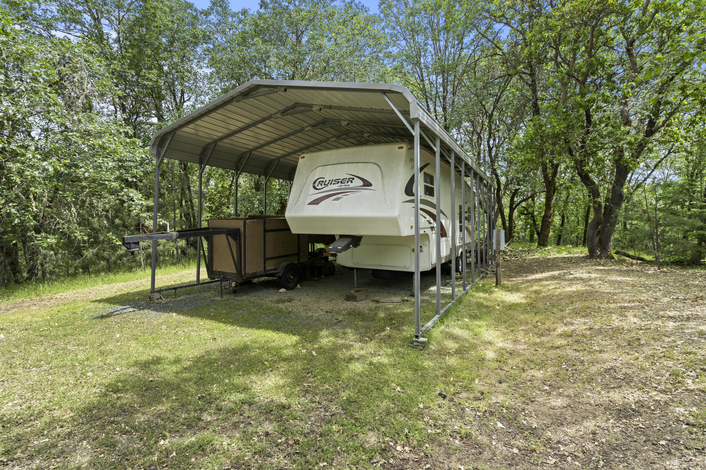 466 Three Pines Road Grants Pass, OR 97526 - Photo 39 of 41 RV Parking