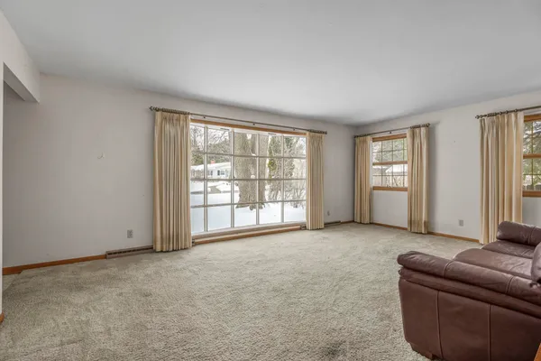 $524,900 | 4402 Vale Circle, Madison, WI 53711