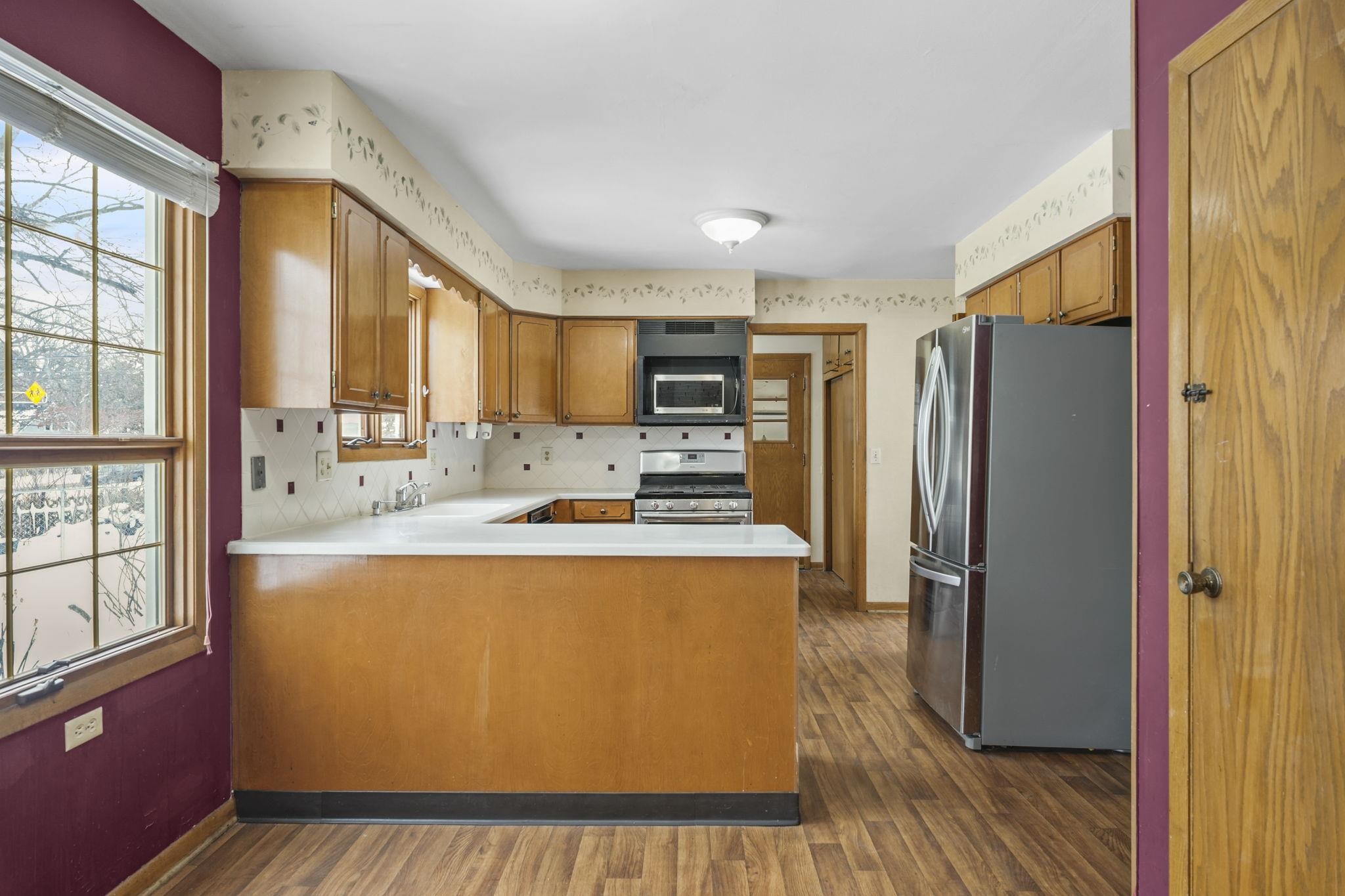 4402 Vale Circle Madison, WI 53711 - Photo 21 of 47