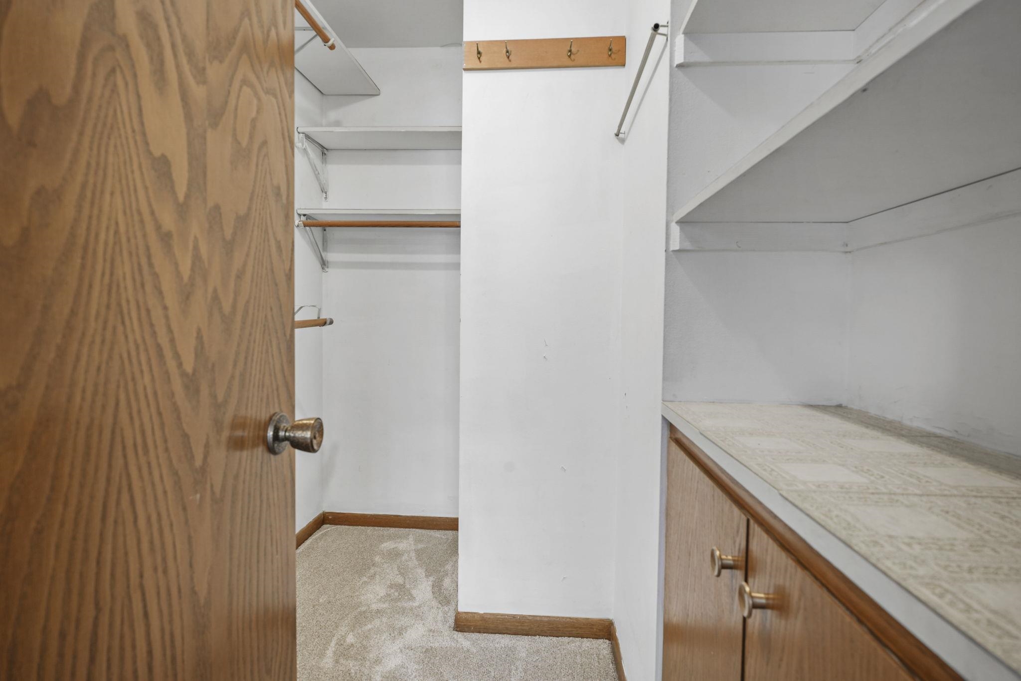 4402 Vale Circle Madison, WI 53711 - Photo 30 of 47