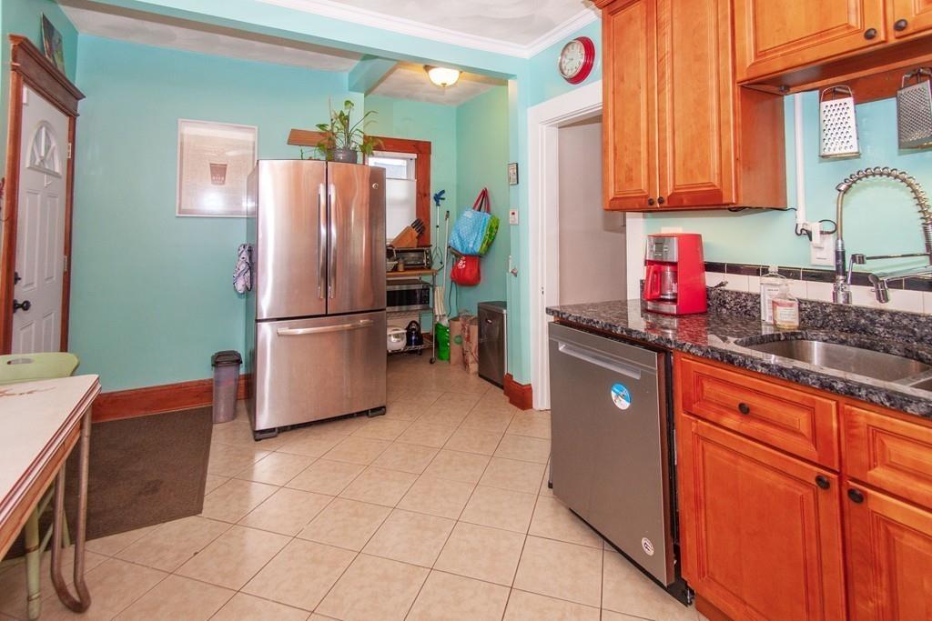 37 Mt Ida Road Boston, MA 02122 - Photo 5 of 35 Gallery Image 5