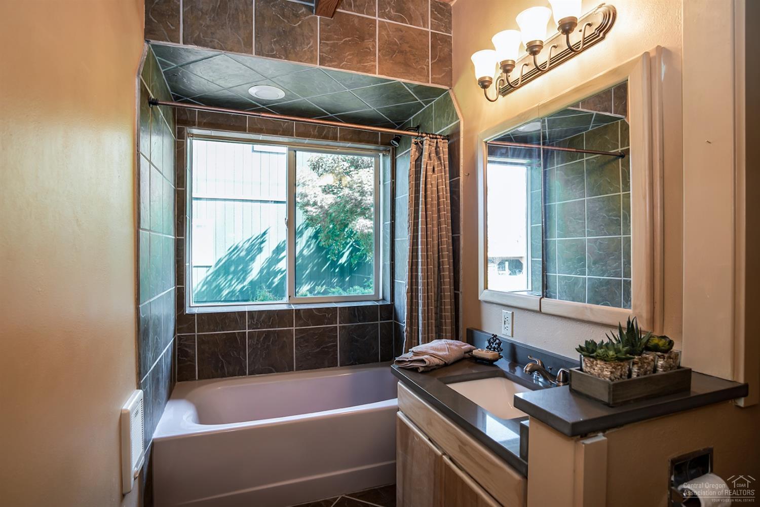 63080 Dickey Road Bend, OR 97701 - Photo 12 of 25 Additional Photo