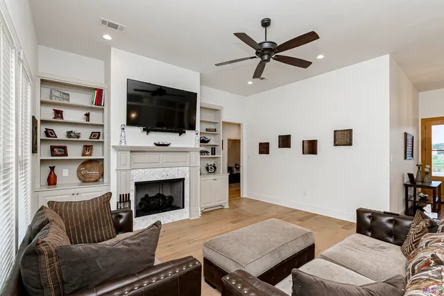 $649,900 | 43541 Collyns Cove, Prairieville, LA 70769