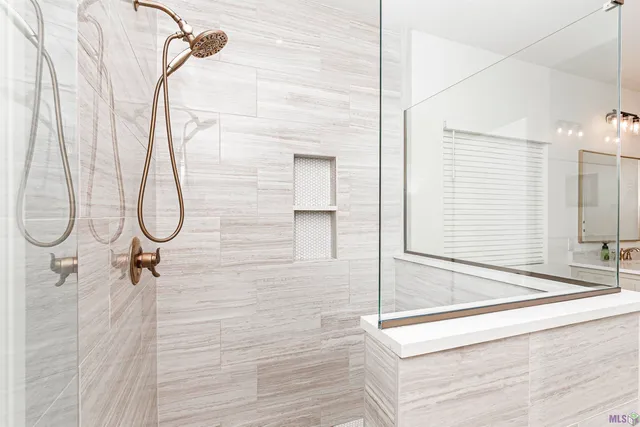 $649,900 | 43541 Collyns Cove, Prairieville, LA 70769