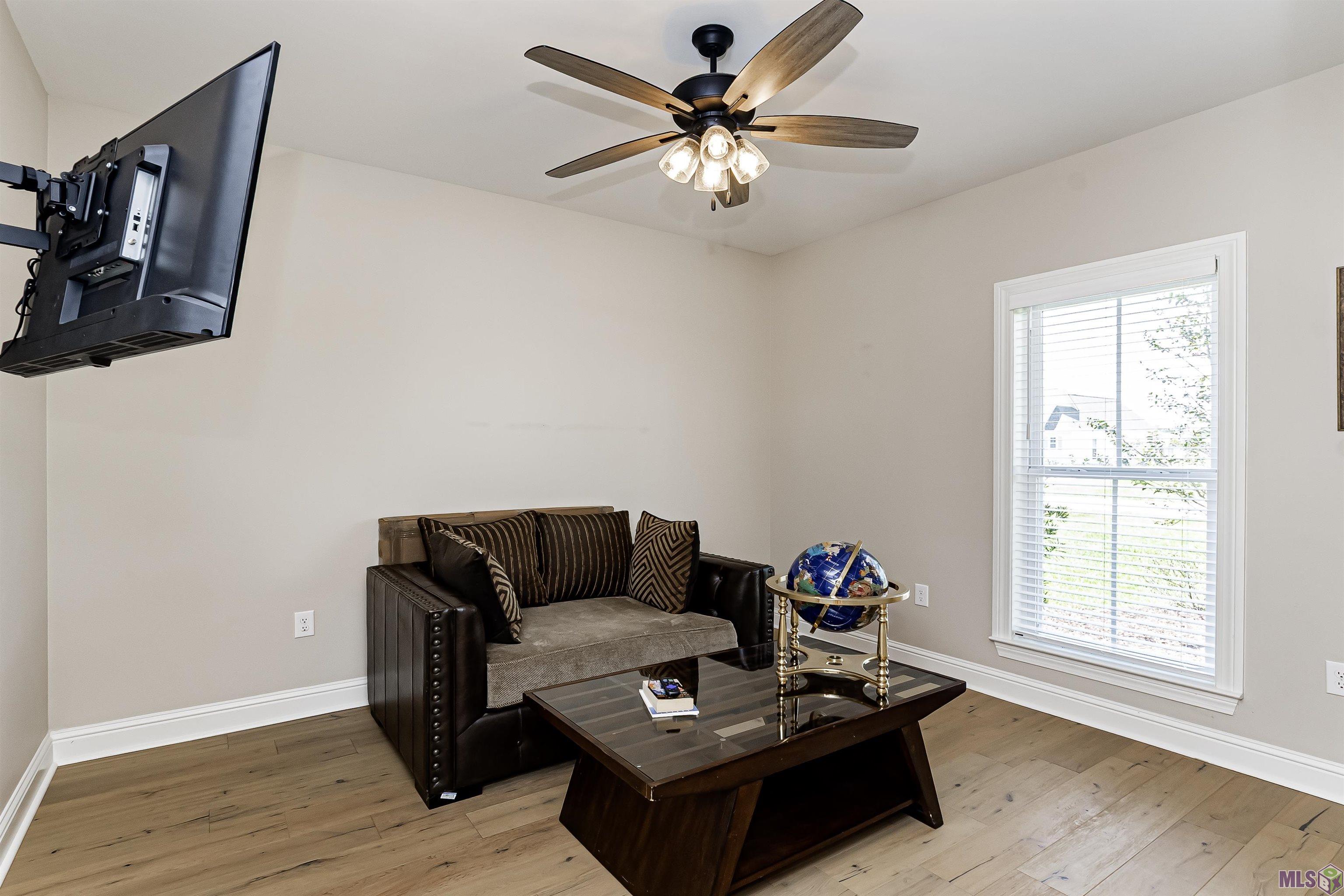 43541 Collyns Cove Prairieville, LA 70769 - Photo 25 of 29 Bedroom