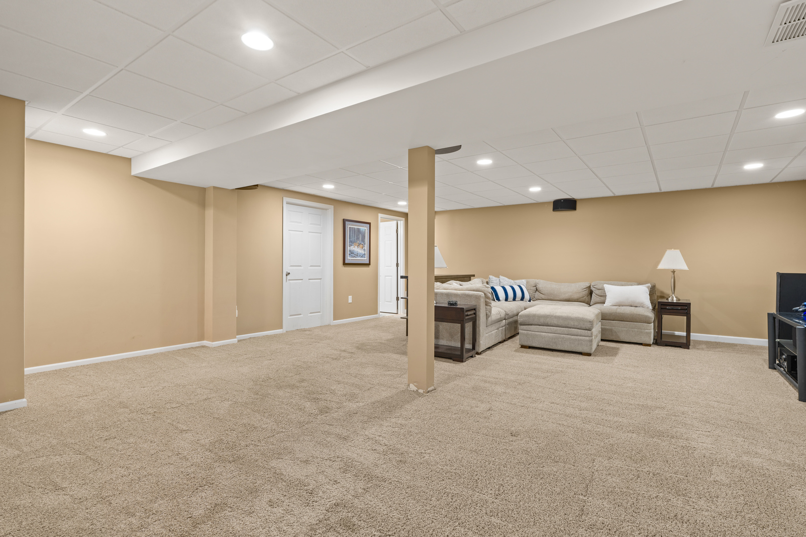 2632 Revo Road Davenport, IA 52806 - Photo 24 of 37 Gallery Image 24