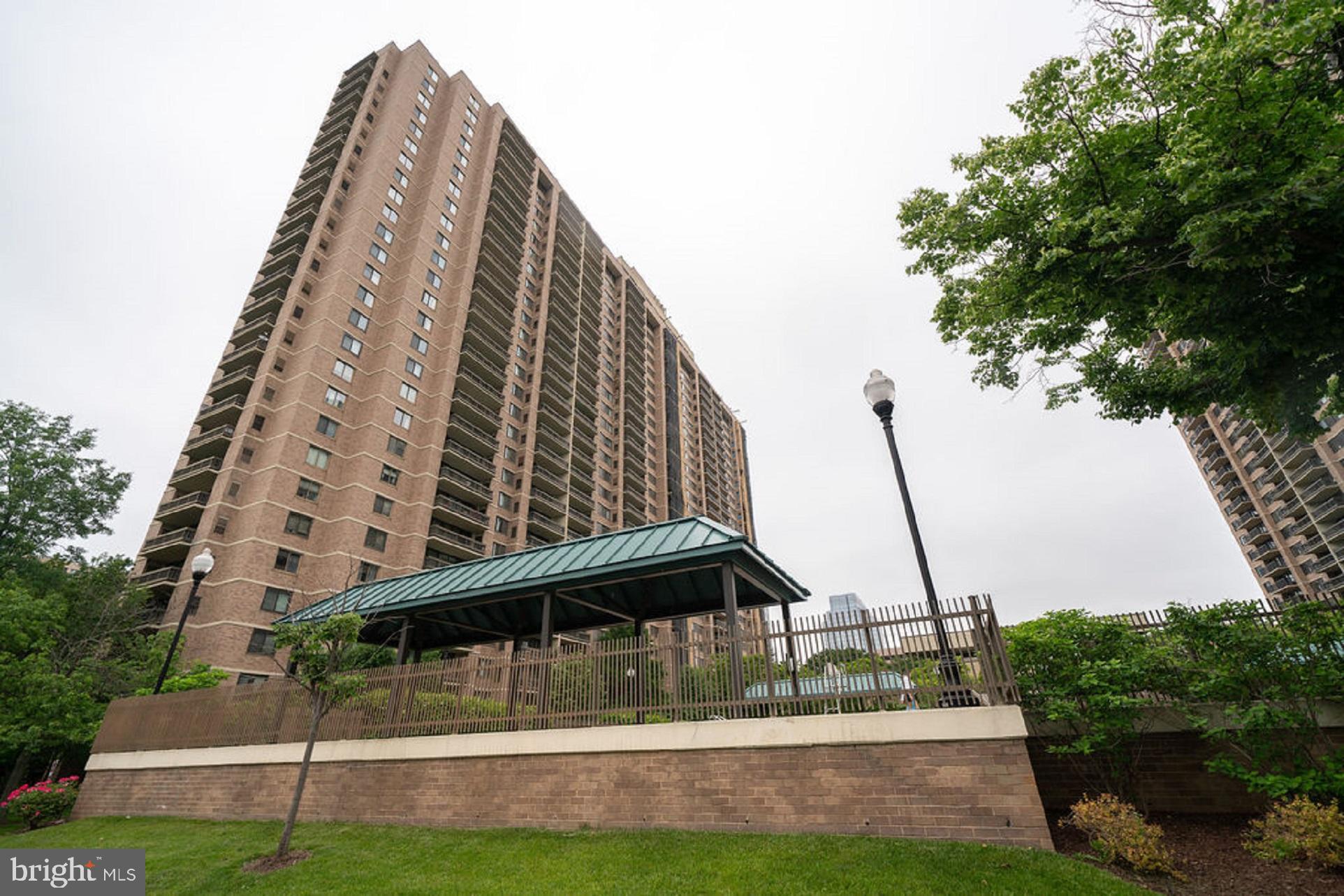 5505 Seminary Road, Unit 103N Falls Church, VA 22041 - Photo 1 of 59 a view of a large building