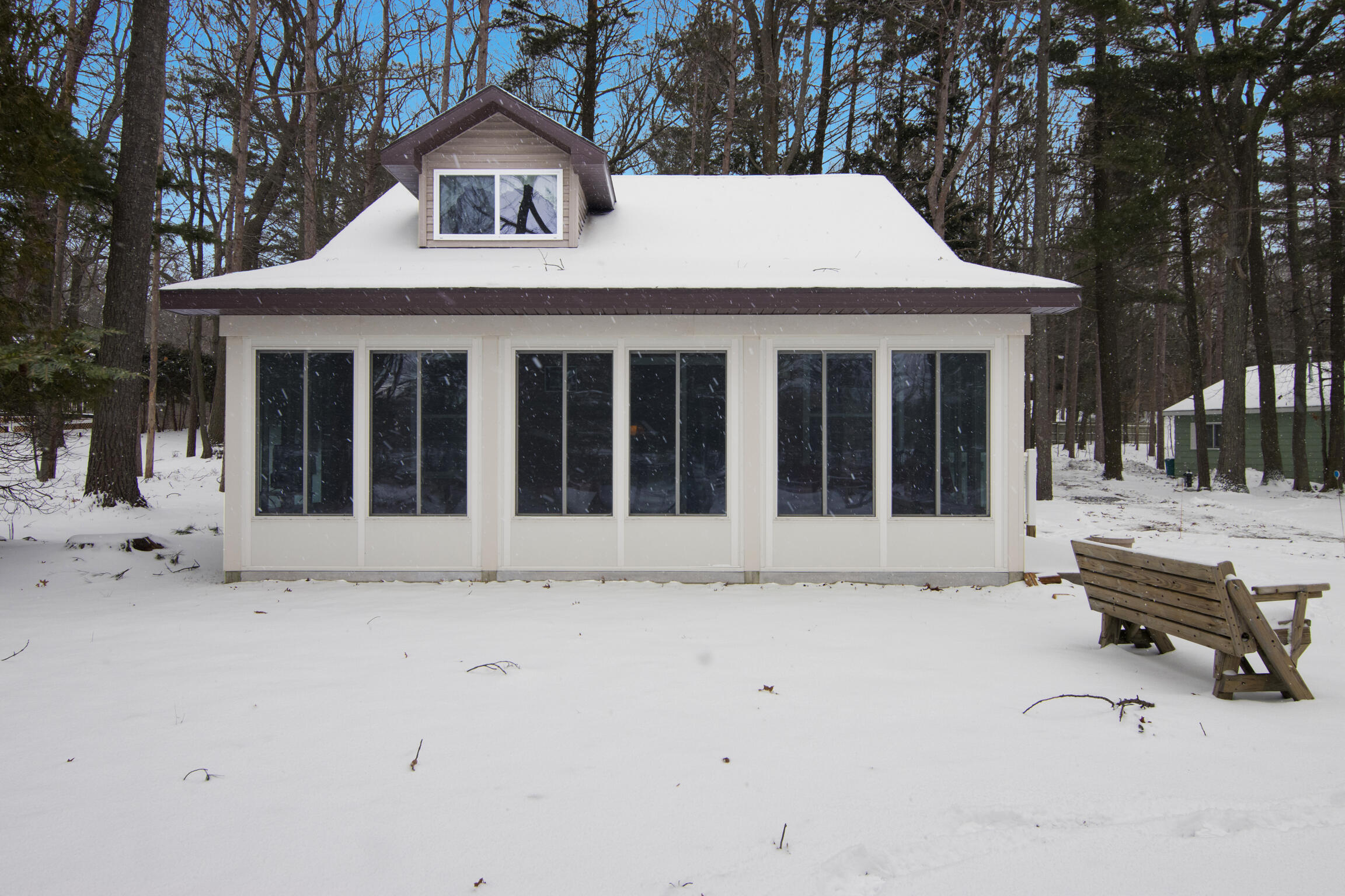 63 East Piney Road Manistee, MI 49660 - Photo 3 of 42 63 Piney