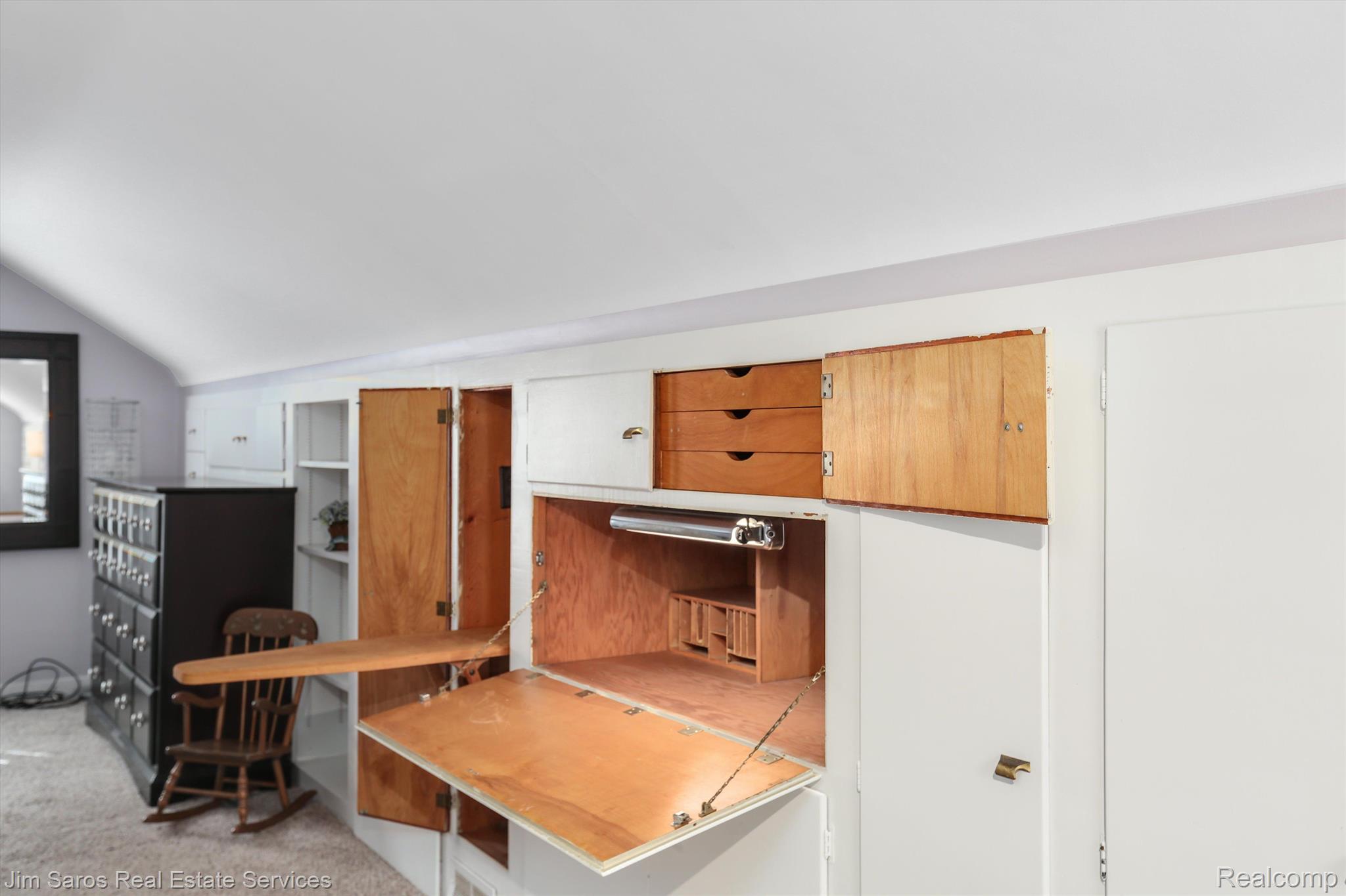 1330 Hampton Road Grosse Pointe, MI 48236 - Photo 14 of 29 Gallery Image 14