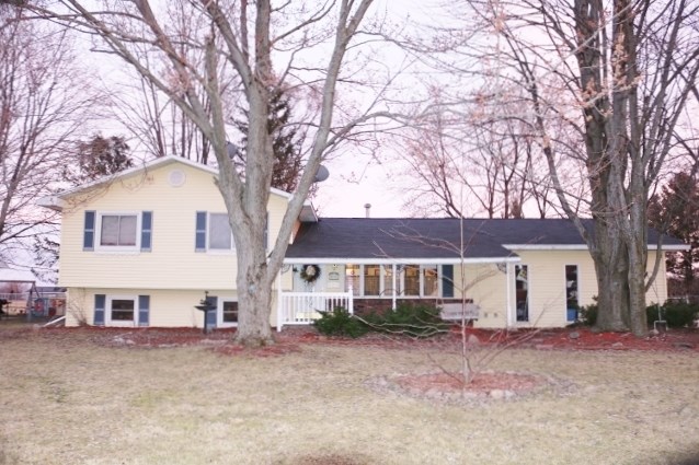 312 East Section Line Road Ashley, MI 48806 - Photo 1 of 25 1812730.JPG