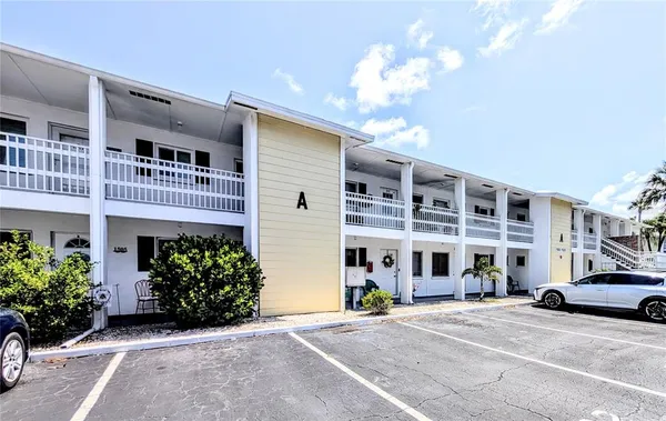 $99,000 | 1509 Pleasant Road, Unit A4, Bradenton, FL 34207
