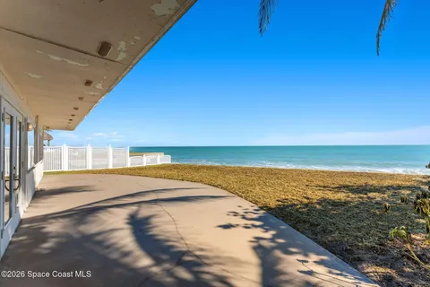 $1,999,999 | 9556 Doubloon Drive, Vero Beach, FL 32963