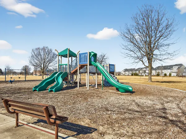 $524,000 | 509 Watercress Drive, Aurora, IL 60504