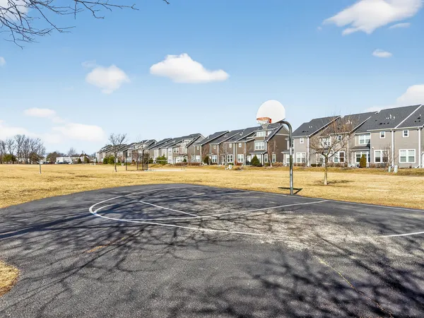 $524,000 | 509 Watercress Drive, Aurora, IL 60504