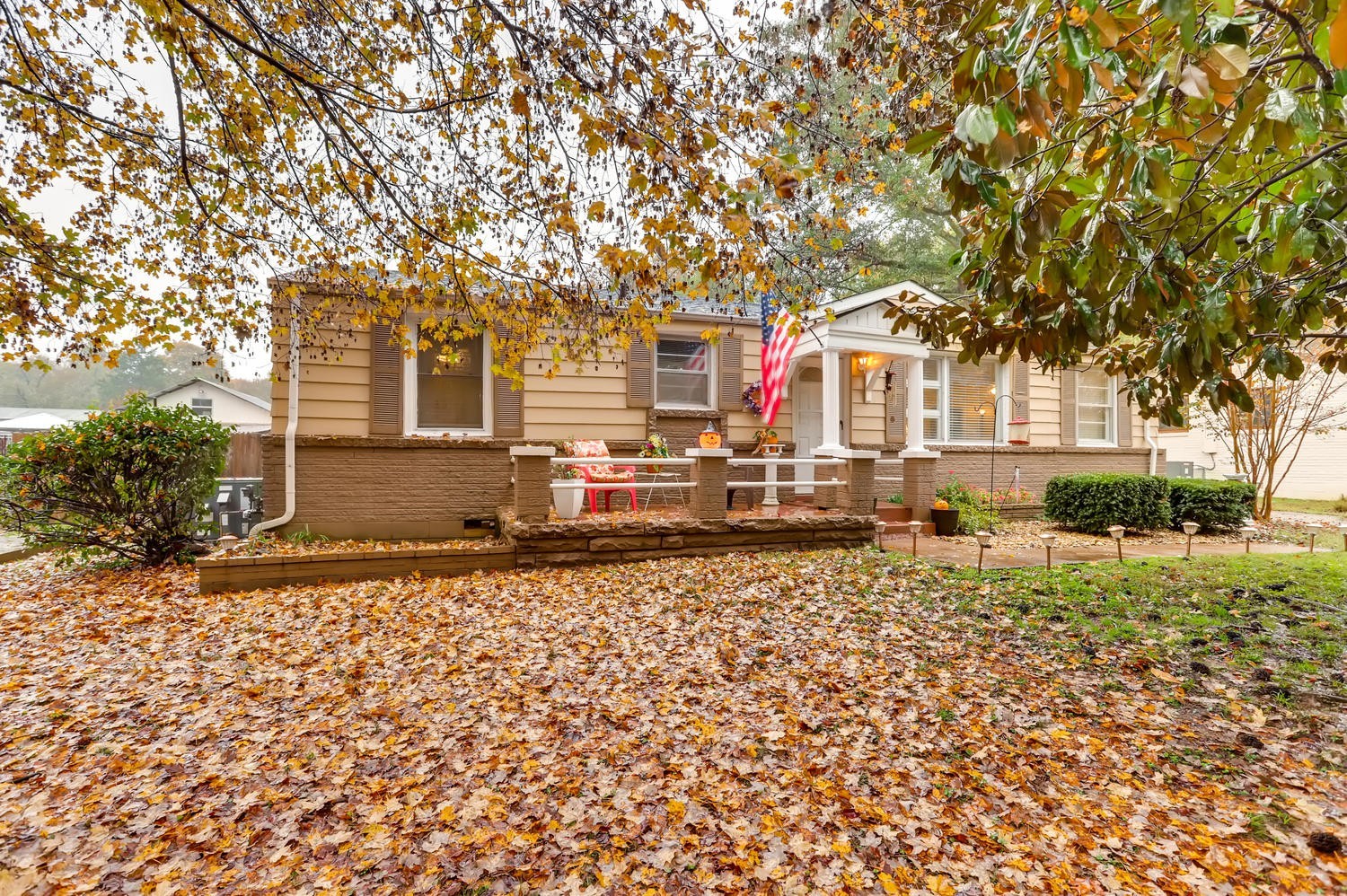127 Scenic View Road Old Hickory, TN 37138 - Photo 2 of 27 Gallery Image 2