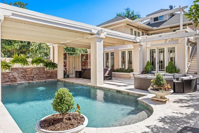 a outdoor space with the view of a fountain