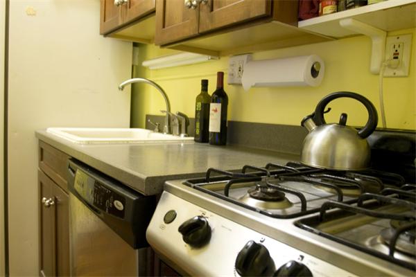 48 Dwight Street, Unit 2 Brookline, MA 02446 - Photo 5 of 9