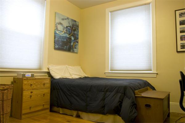 48 Dwight Street, Unit 2 Brookline, MA 02446 - Photo 9 of 9