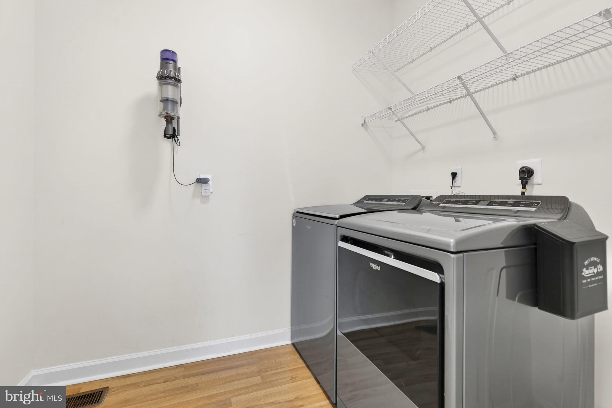 23 Richmond Road Castleton, VA 22716 - Photo 13 of 46 a utility room with dryer and washer