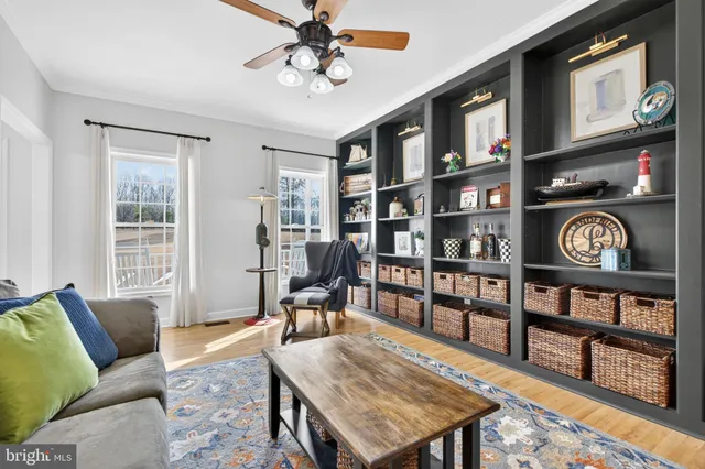 $880,000 | 23 Richmond Road, Castleton, VA 22716