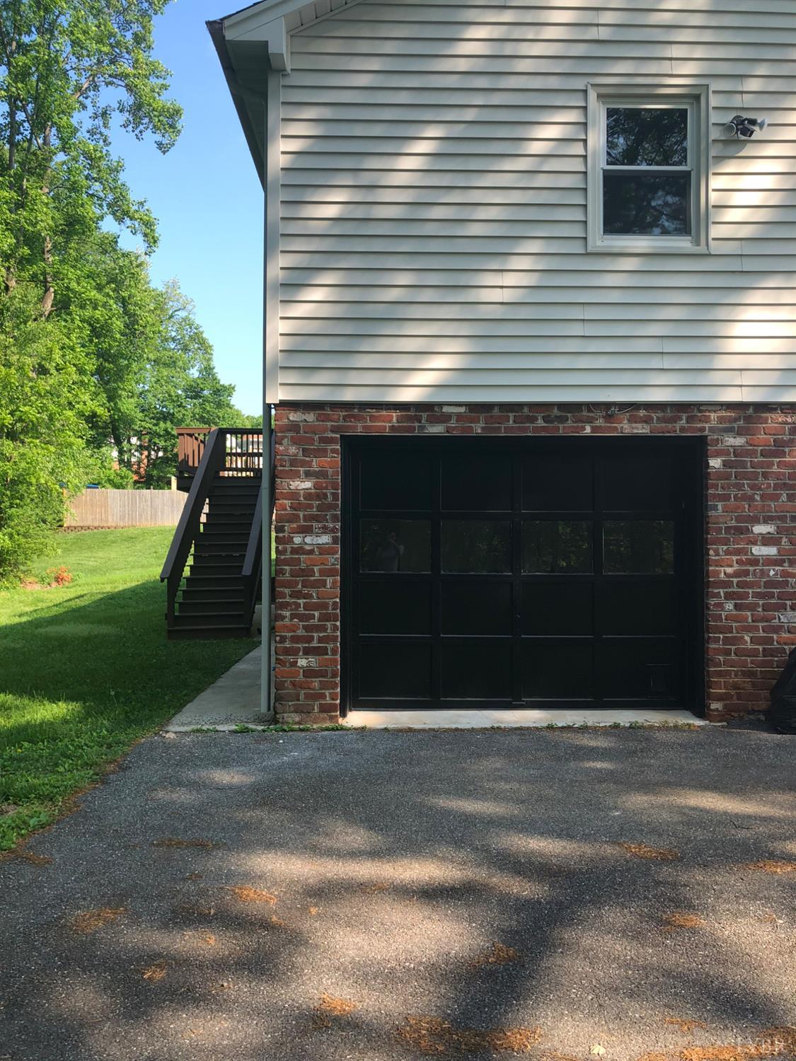 112 Wooldridge Circle Lynchburg, VA 24502 - Photo 26 of 29 a front view of a house with a yard