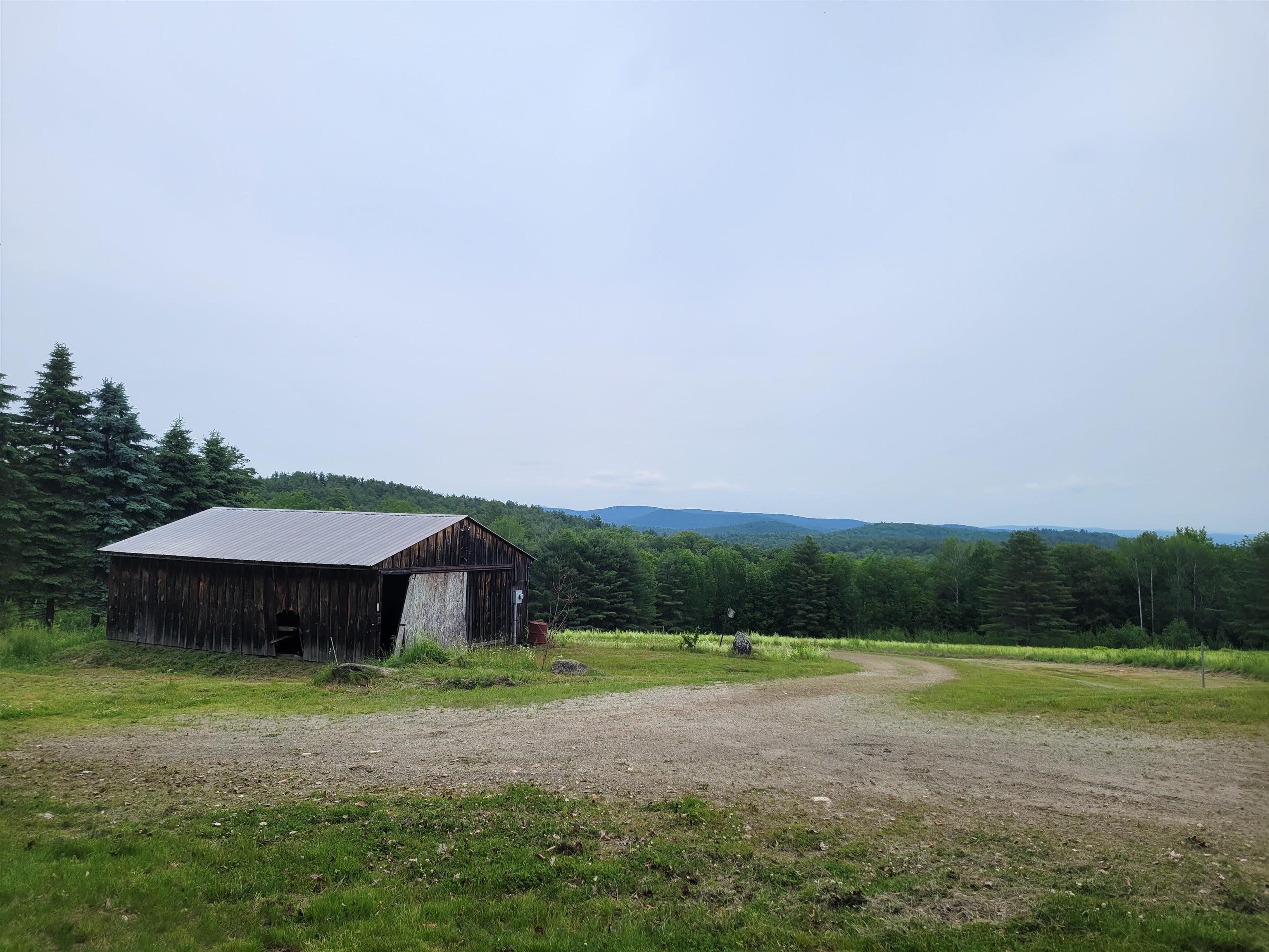 2756 Flamstead Road Chester, VT 05143 - Photo 15 of 22
