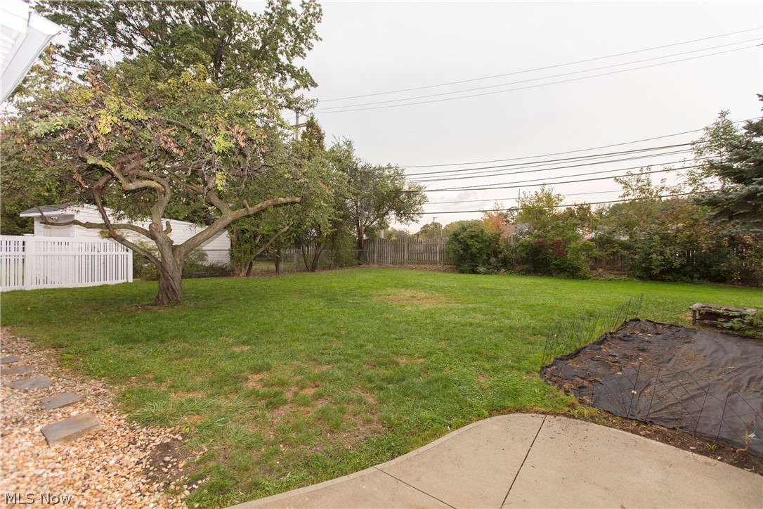 3233 Joslyn Road Cleveland, OH 44111 - Photo 29 of 34 Gallery Image 29