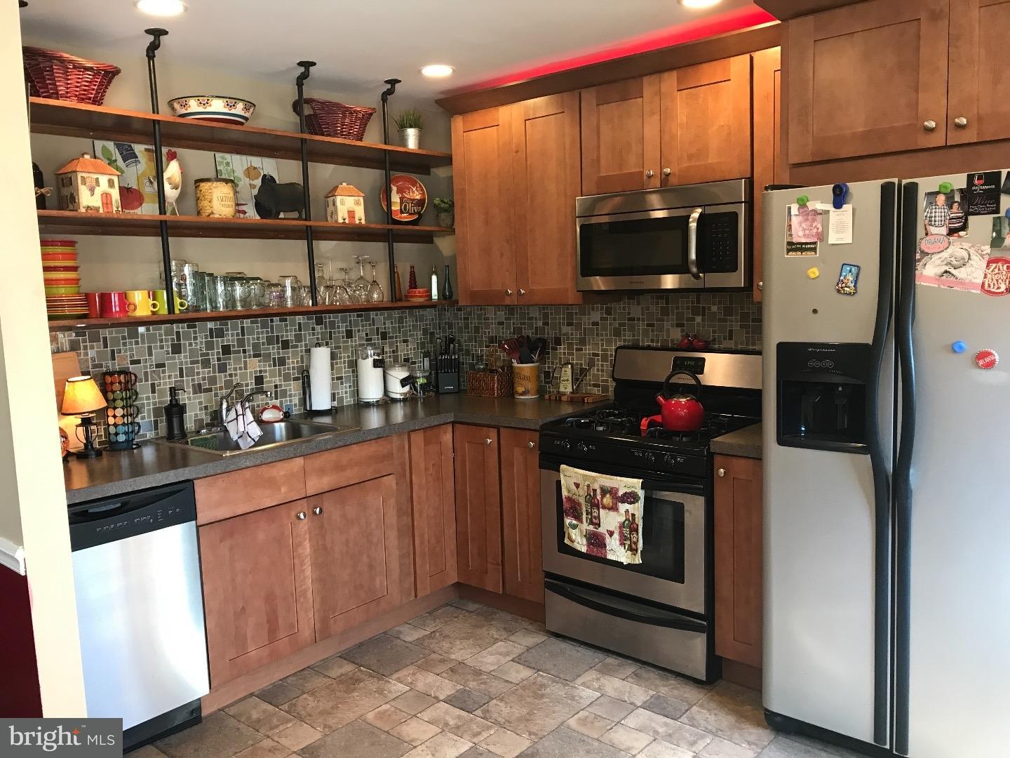 3515 Teton Road Philadelphia, PA 19154 - Photo 3 of 21