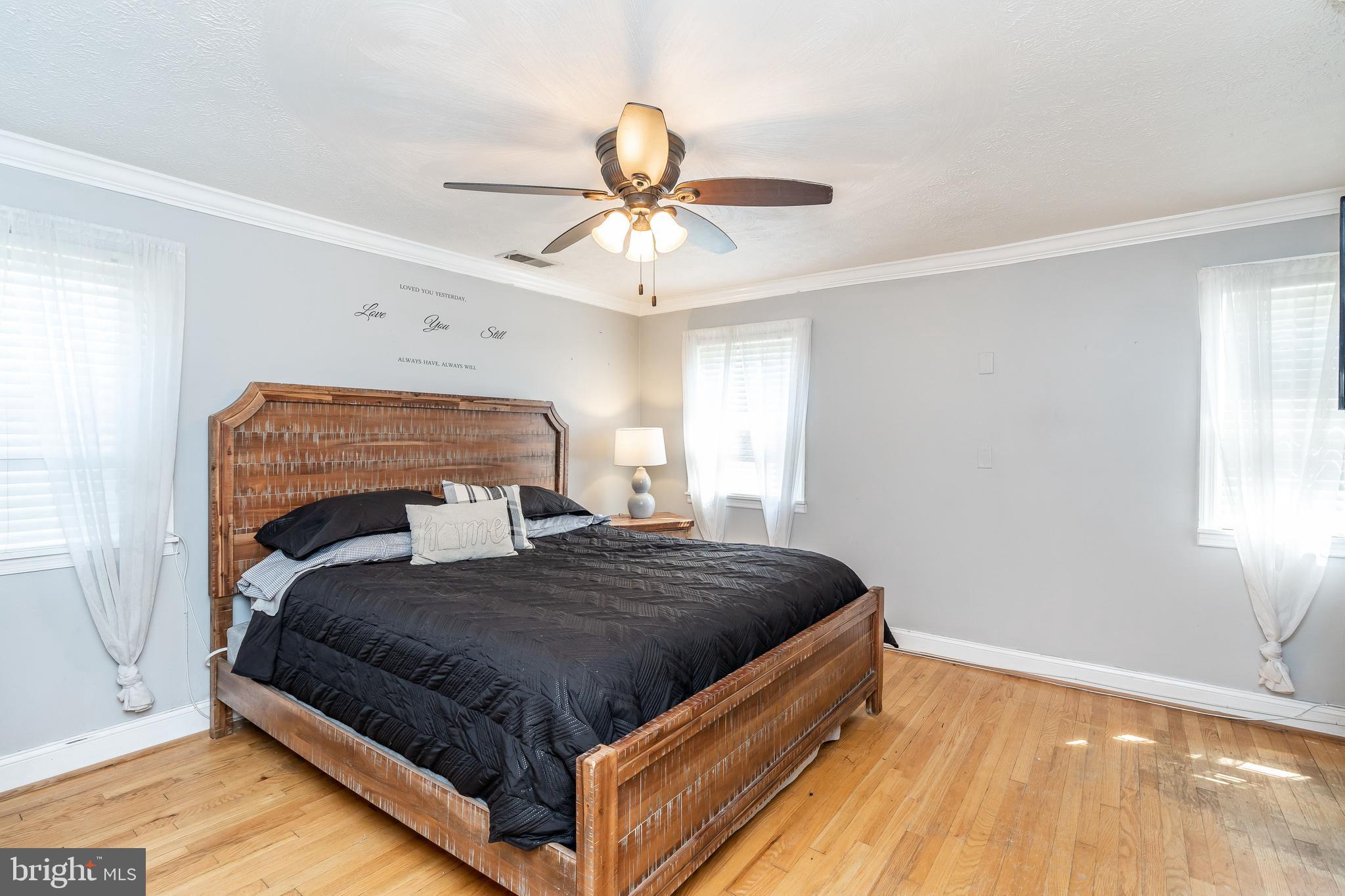 1224 Elm Road Baltimore, MD 21227 - Photo 17 of 36 Hardwood flooring.