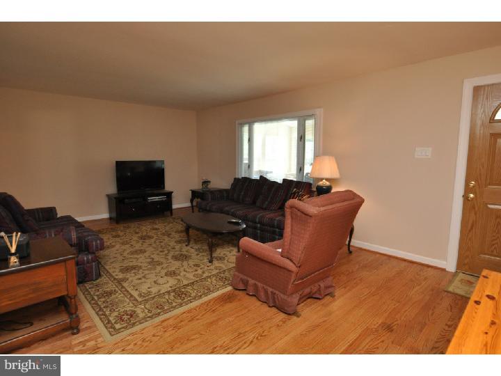 611 Devon Road Moorestown, NJ 08057 - Photo 4 of 8 Gallery Image 4