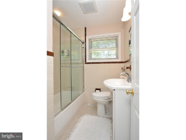 611 Devon Road Moorestown, NJ 08057 - Photo 7 of 8 Gallery Image 7