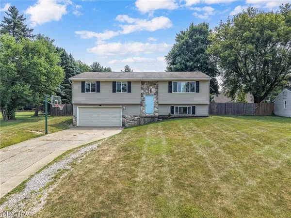 $308,000 | 553 Jeanette Street, Brunswick, OH 44212