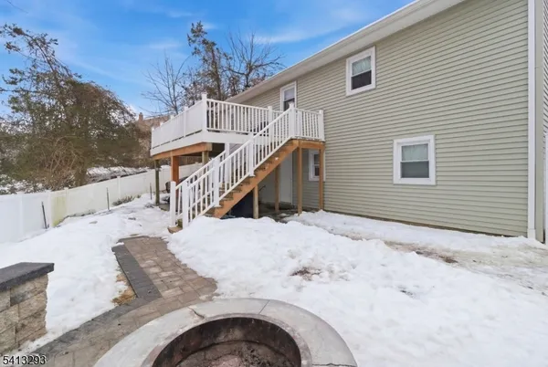 a view of backyard of house