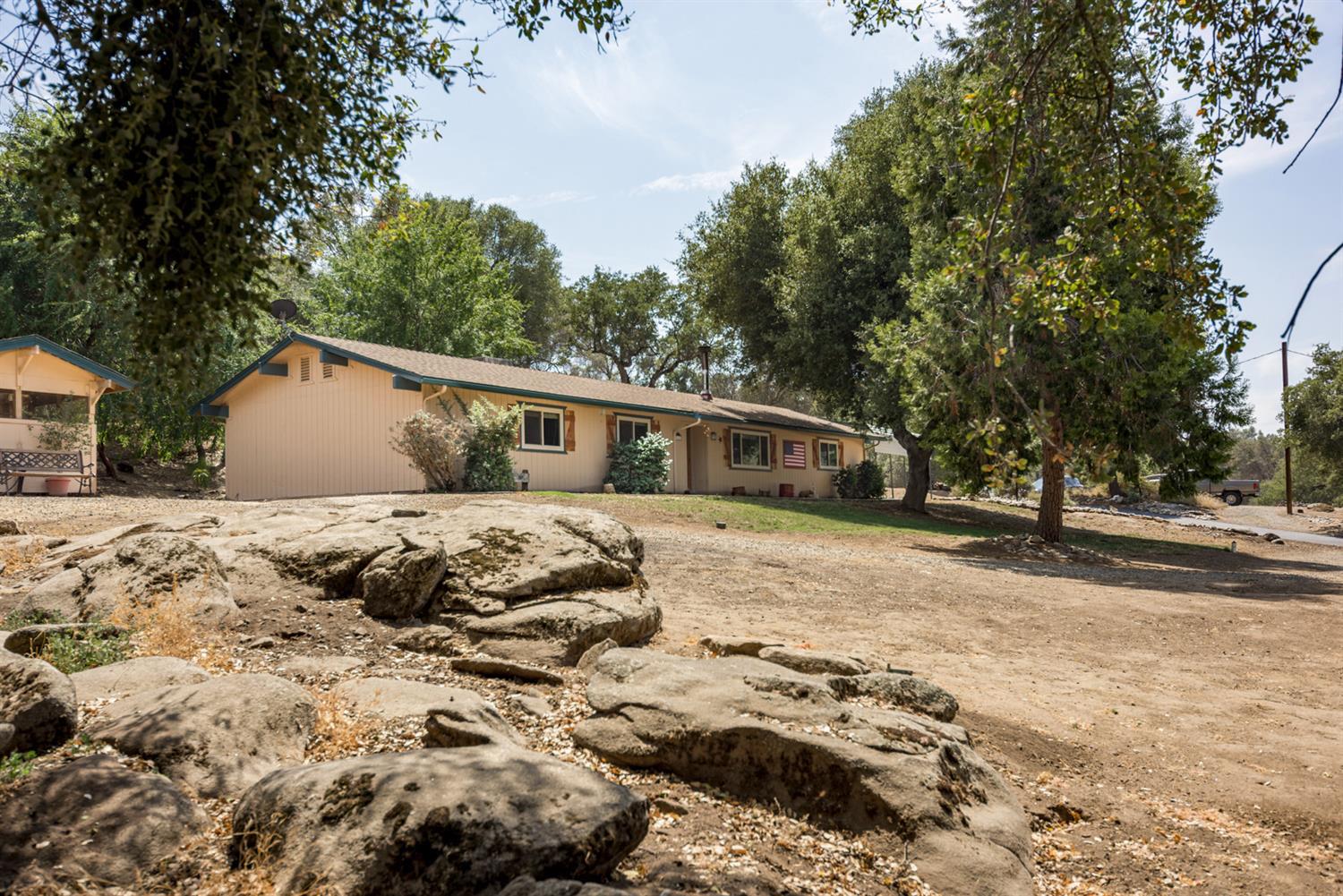 36687 Wells Road Coarsegold, CA 93614 - Photo 1 of 36 Gallery Image 1