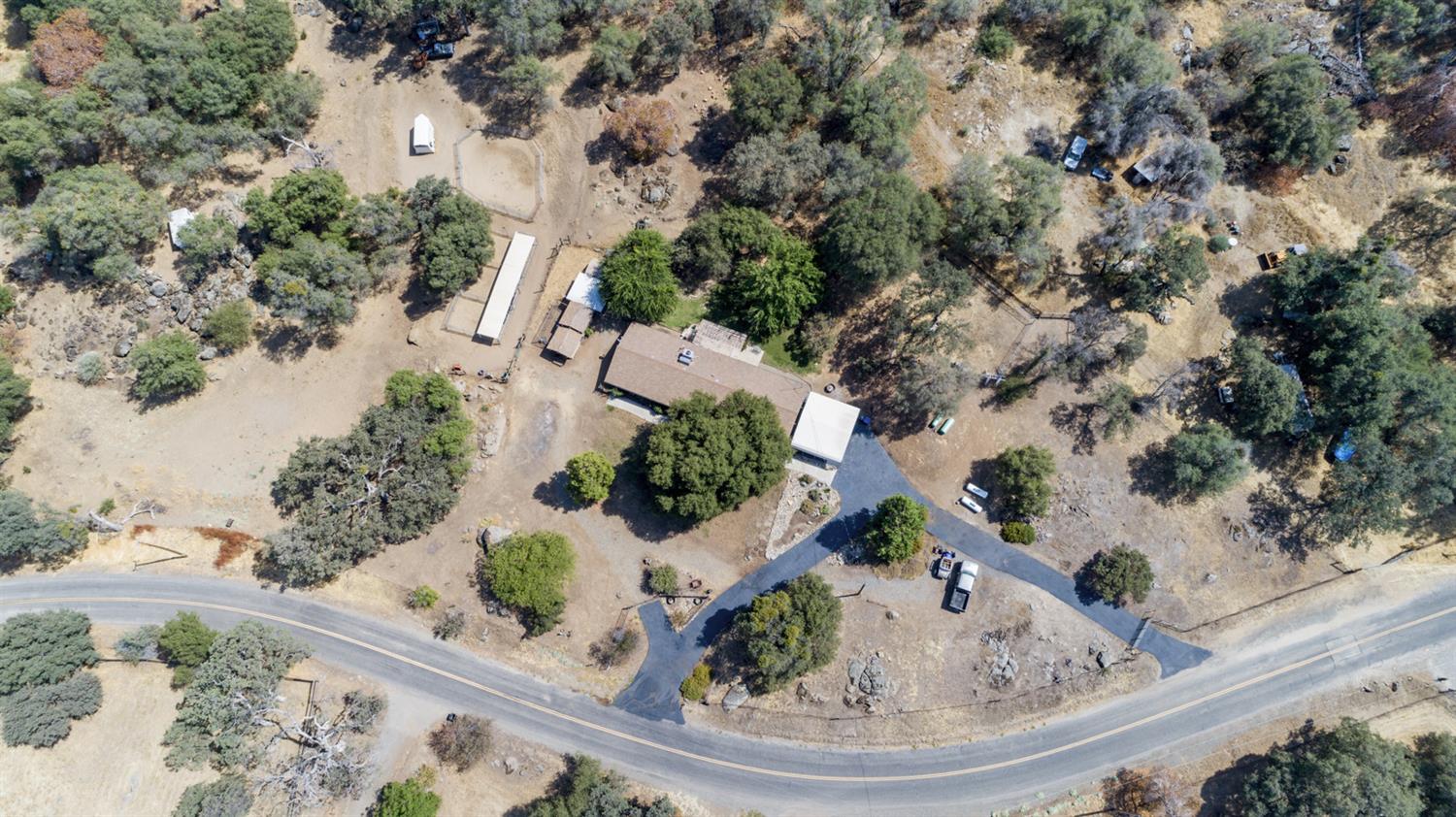 36687 Wells Road Coarsegold, CA 93614 - Photo 31 of 36 Gallery Image 31