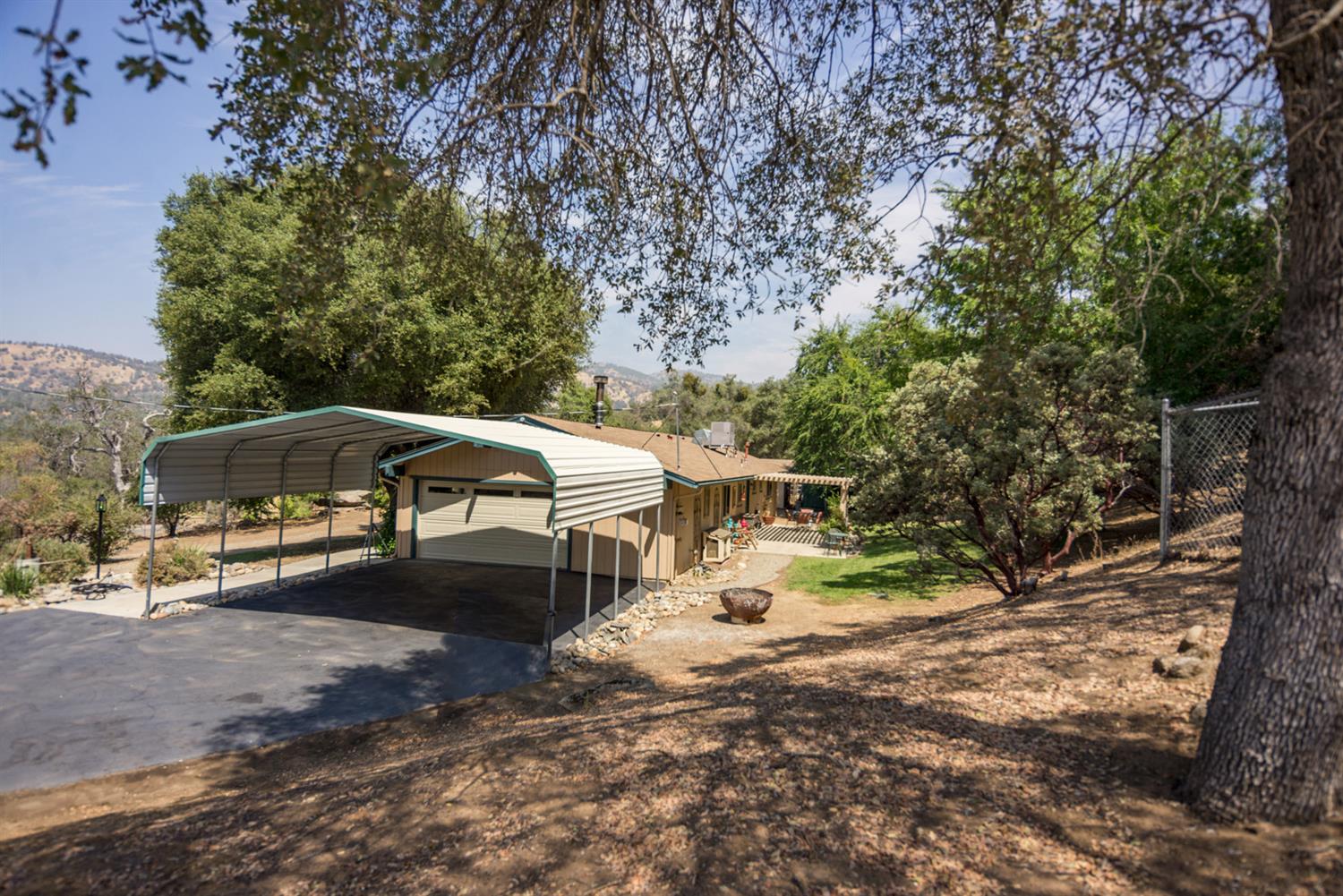 36687 Wells Road Coarsegold, CA 93614 - Photo 5 of 36 Gallery Image 5