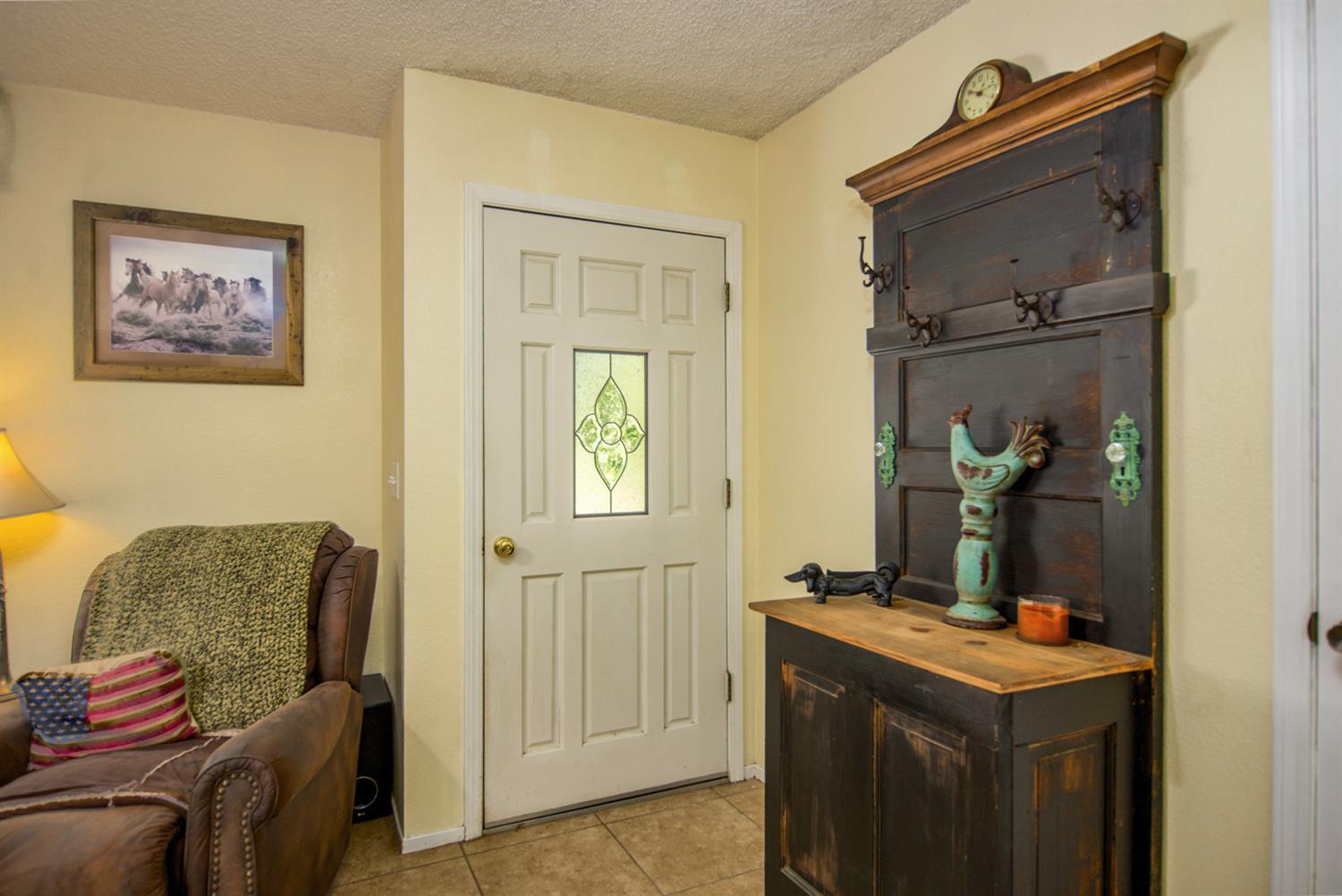 36687 Wells Road Coarsegold, CA 93614 - Photo 8 of 36 Gallery Image 8