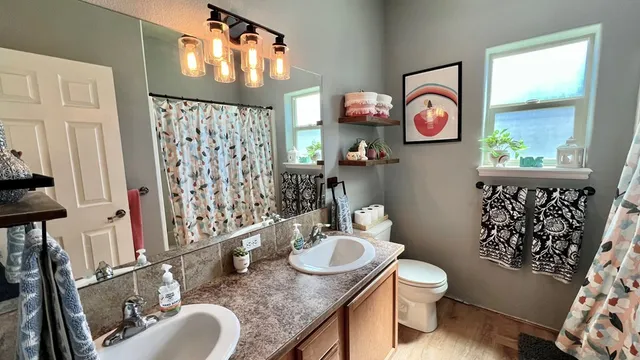 $399,900 | 16 Buckskin Drive, Donnelly, ID 83615