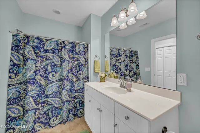 $267,000 | 215 Valencia Court, Unit 203, Wilmington, NC 28412