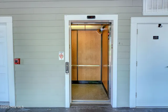 $267,000 | 215 Valencia Court, Unit 203, Wilmington, NC 28412