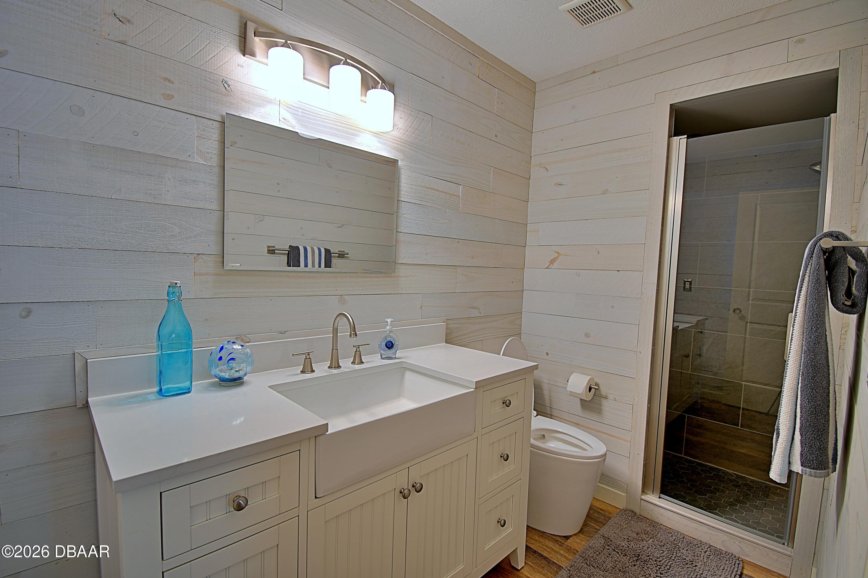 1228 Mardrake Road Daytona Beach, FL 32114 - Photo 17 of 38 Master Bath