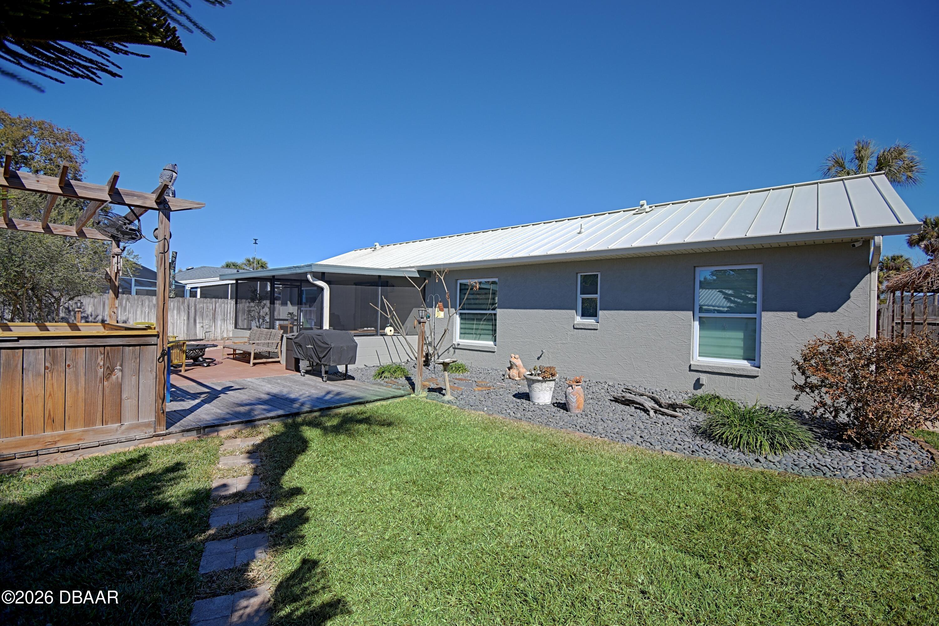 1228 Mardrake Road Daytona Beach, FL 32114 - Photo 37 of 38 Rear Yard