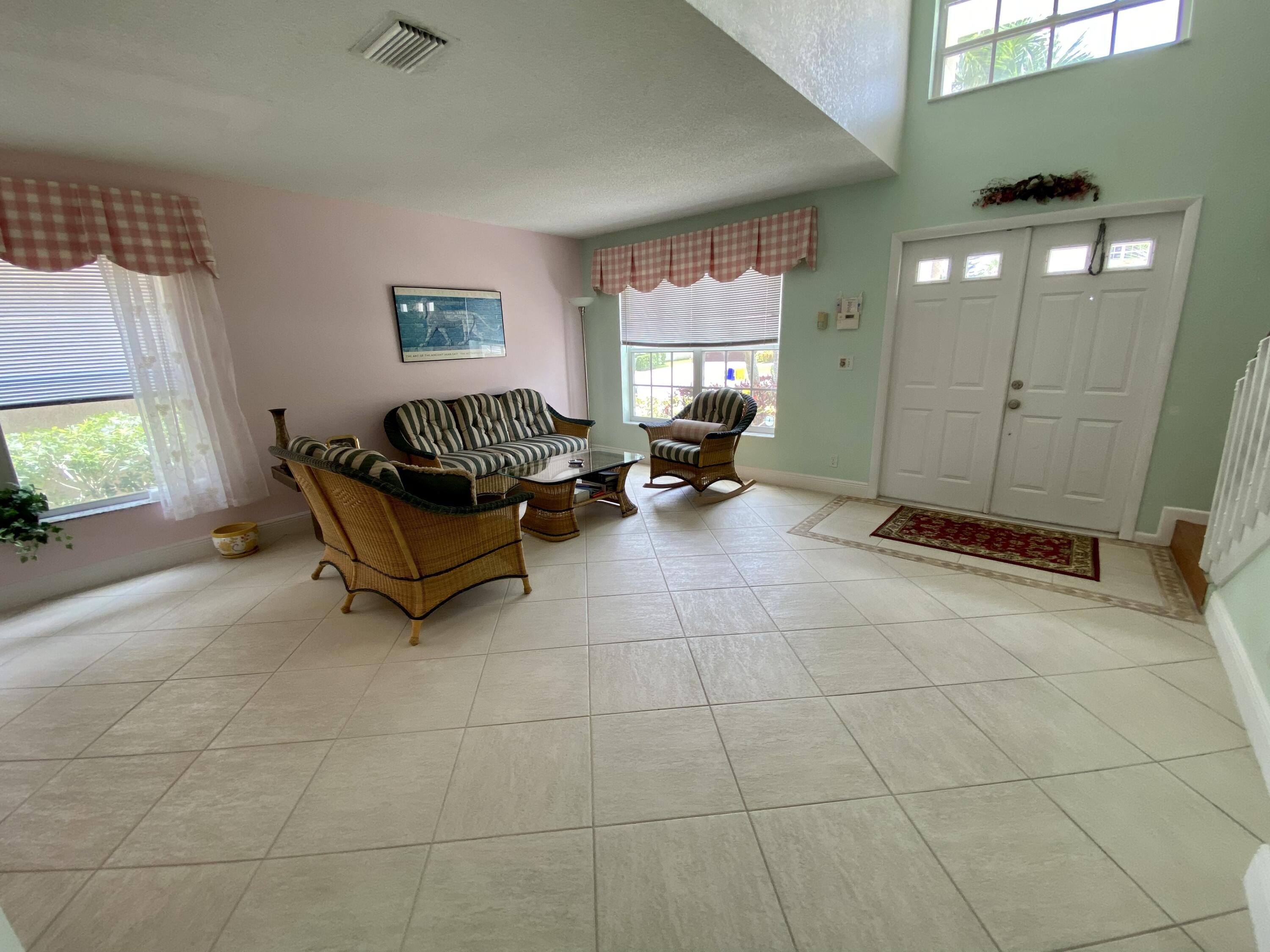 10783 Lake Oak Way Boca Raton, FL 33498 - Photo 13 of 40 E4C4A3D1-C6C6-4191-B4A3-78ECFBB86231