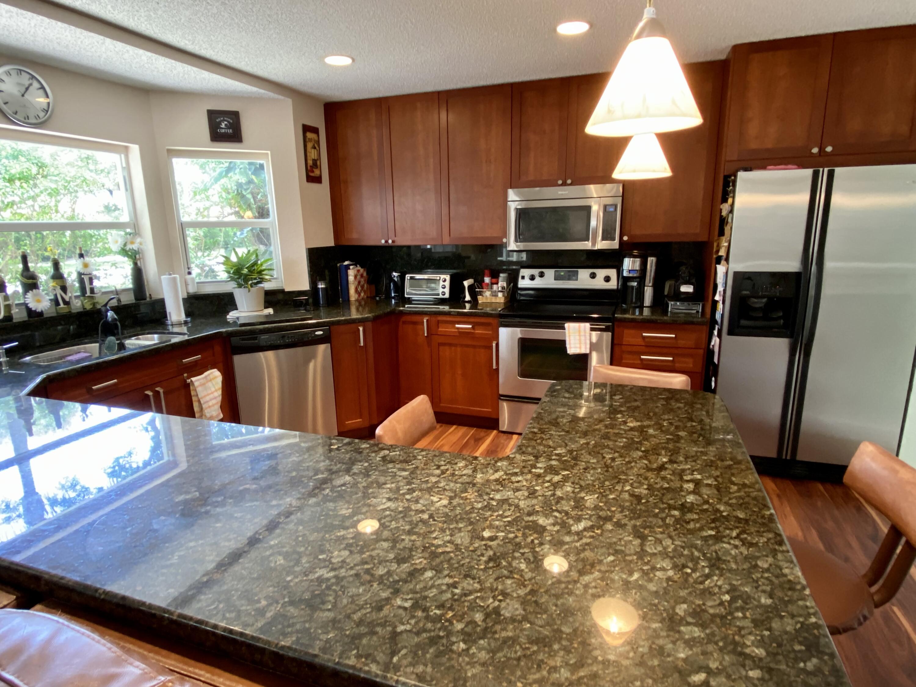 10783 Lake Oak Way Boca Raton, FL 33498 - Photo 3 of 40 16143136-98F6-4BFA-AE5C-07BEA38AA8D1