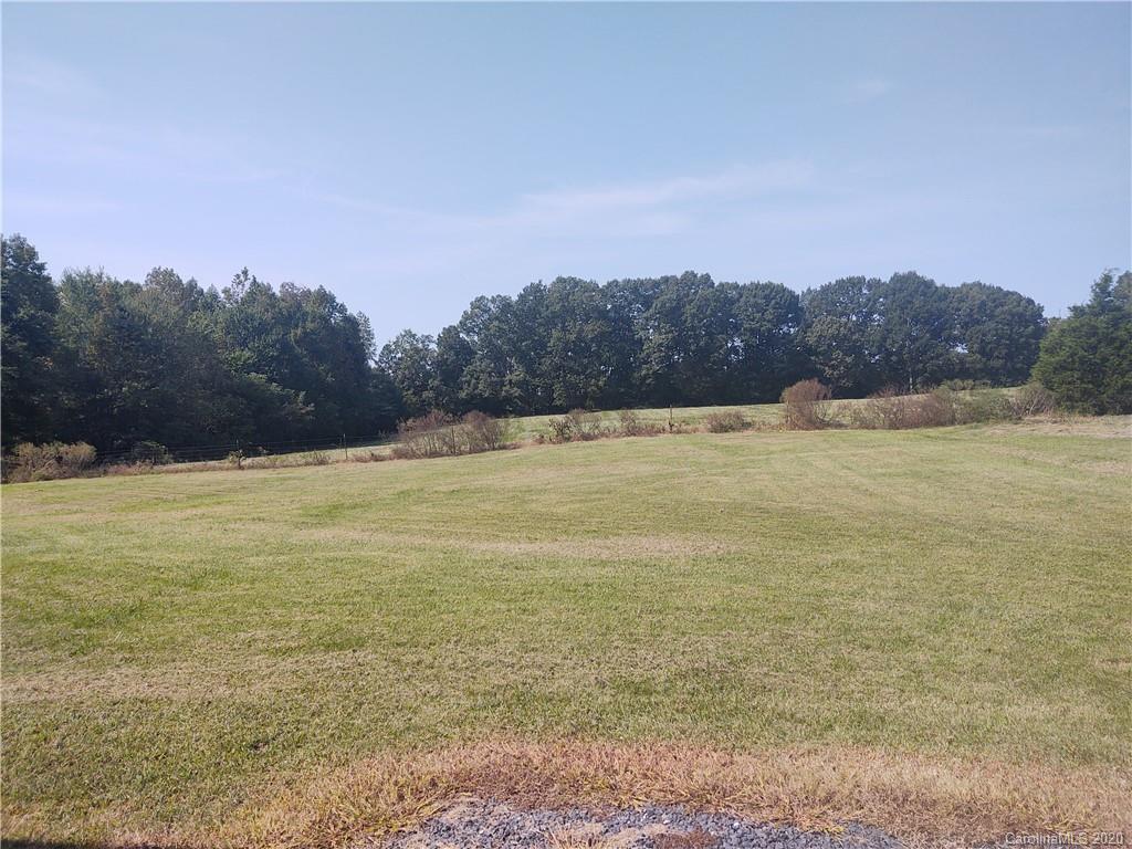 136 Arrowbrook Road Harmony, NC 28634 - Photo 3 of 8 Gallery Image 3