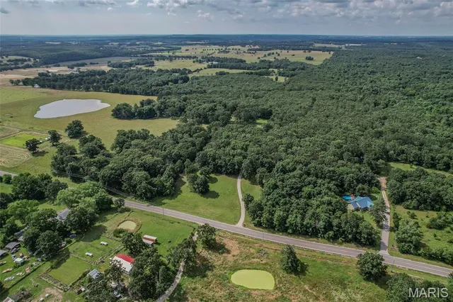 $389,900 | 30672 Hwy Bb, Lebanon, MO 65536