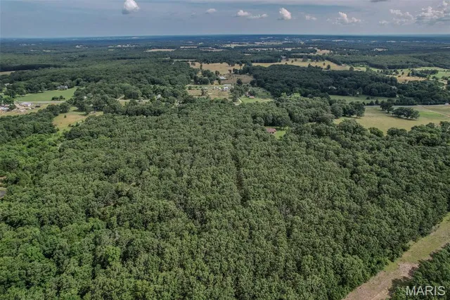 $389,900 | 30672 Hwy Bb, Lebanon, MO 65536