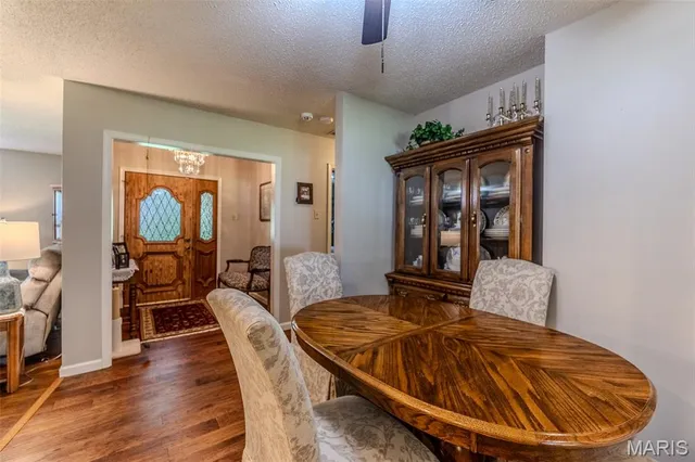 $389,900 | 30672 Hwy Bb, Lebanon, MO 65536