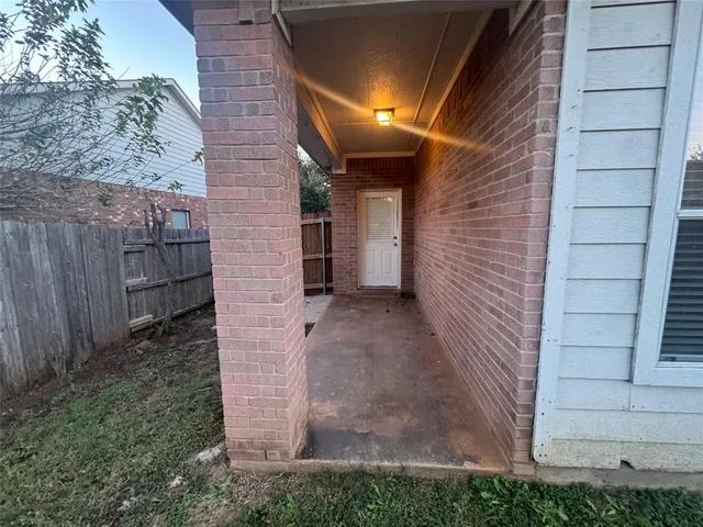 a view of entrance of the house